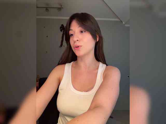 _Meggi_ webcam