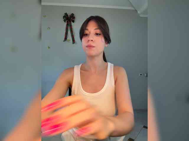 _Meggi_ webcam