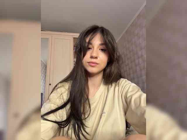 _Meggi_ webcam