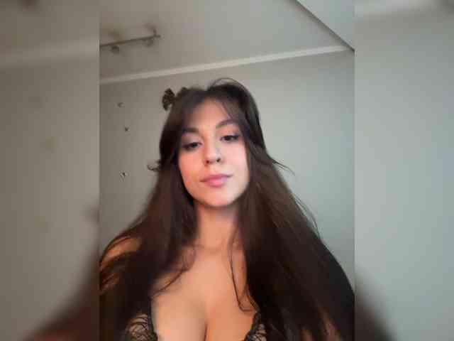 _Meggi_ webcam