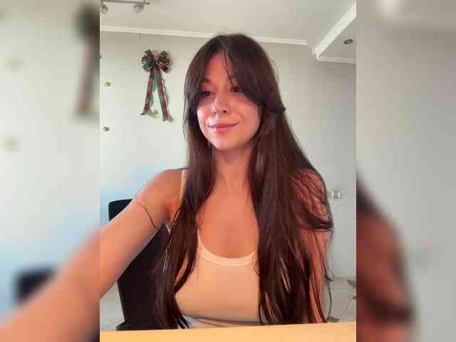 _Meggi_ webcam