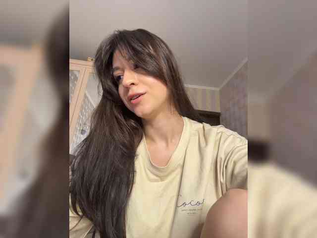 _Meggi_ webcam
