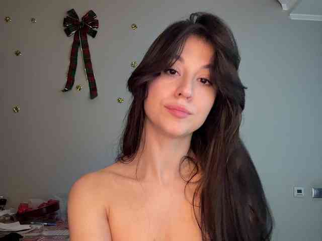 _Meggi_ webcam