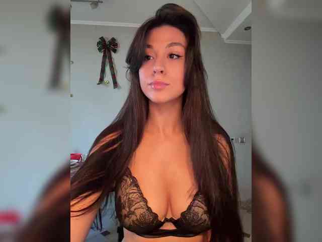 _Meggi_ webcam