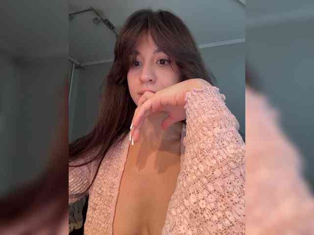 _Meggi_ webcam