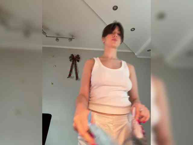 _Meggi_ webcam