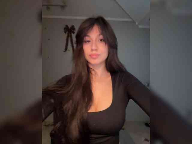 _Meggi_ webcam