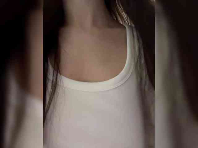 _Meggi_ webcam