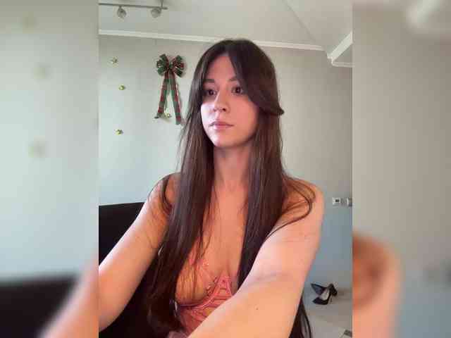 _Meggi_ webcam