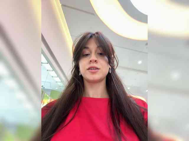 _Meggi_ webcam