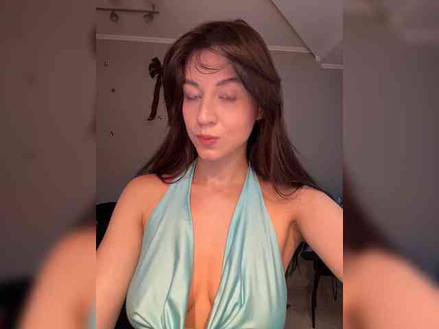 _Meggi_ webcam
