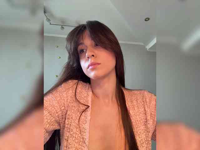 _Meggi_ webcam