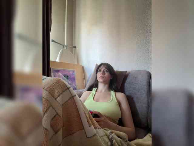 _Meggi_ webcam