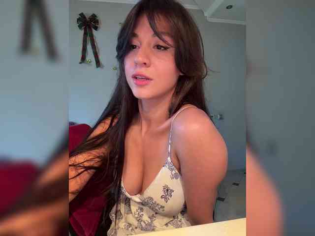 _Meggi_ webcam