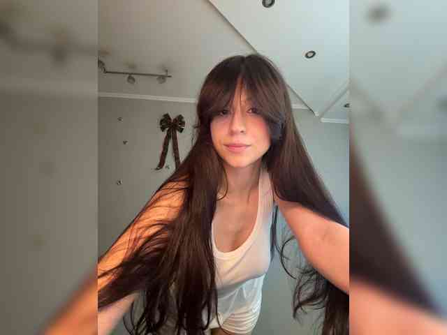 _Meggi_ webcam