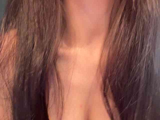 _Meggi_ webcam