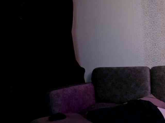 _Meggi_ webcam