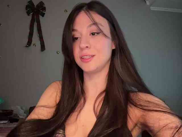 _Meggi_ webcam