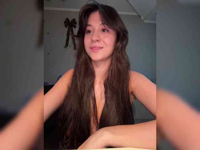 _Meggi_ webcam