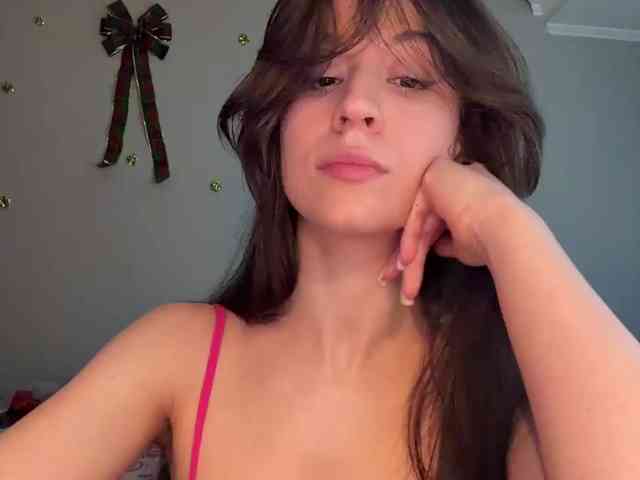 _Meggi_ webcam