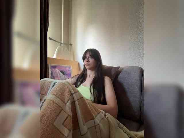 _Meggi_ webcam