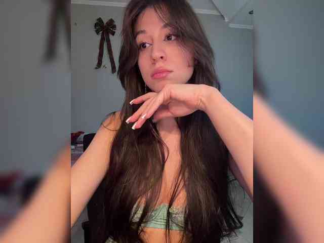 _Meggi_ webcam