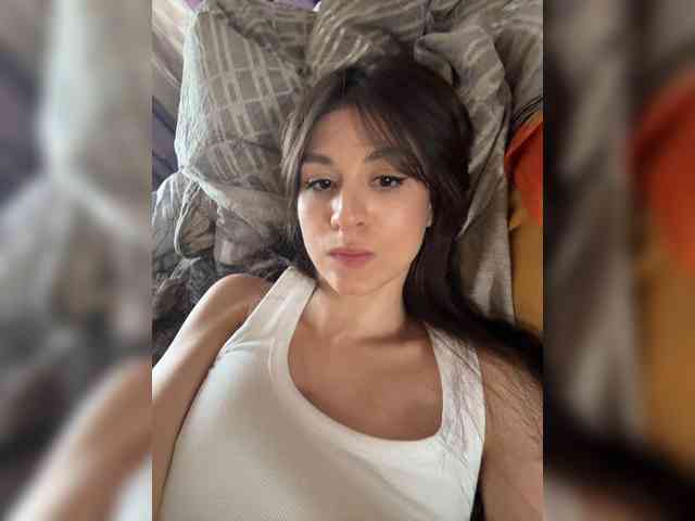 _Meggi_ webcam