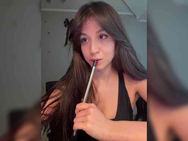 _Meggi_ webcam