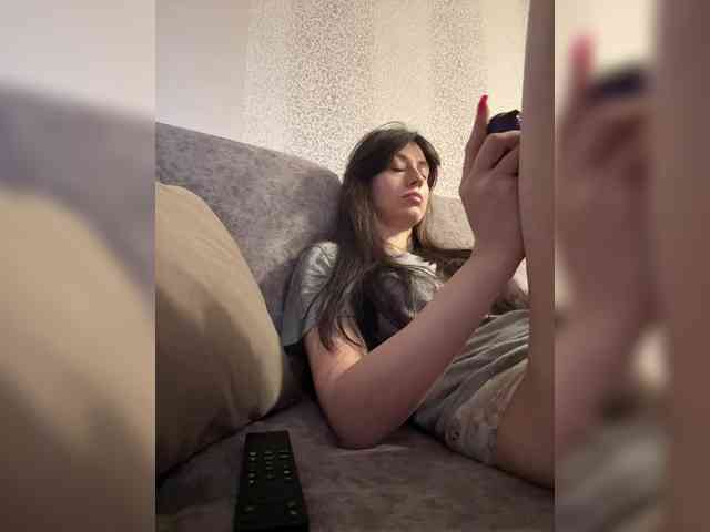 _Meggi_ webcam