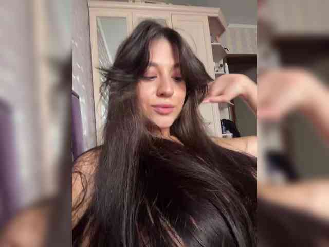 _Meggi_ webcam
