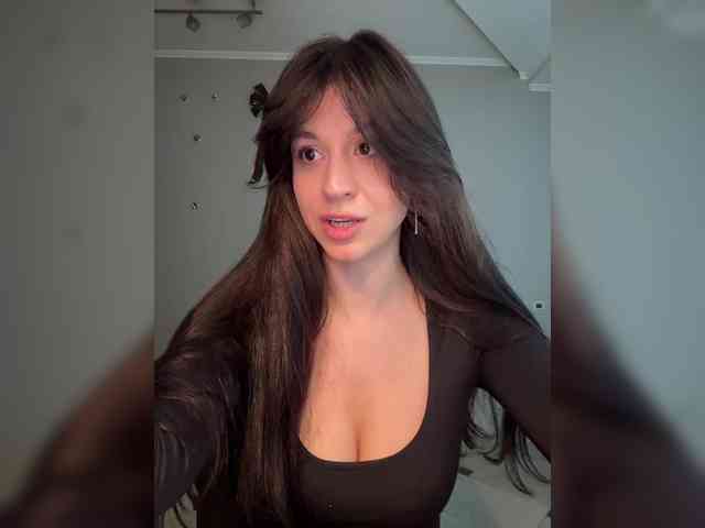 _Meggi_ webcam