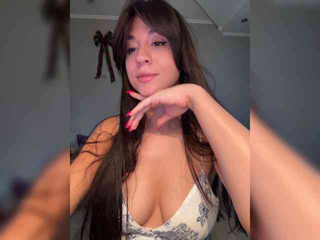 _Meggi_ webcam