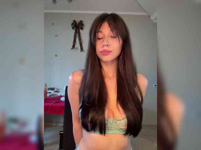 _Meggi_ webcam
