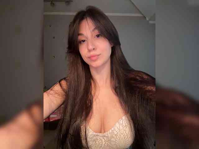 _Meggi_ webcam