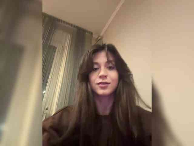 _Meggi_ webcam