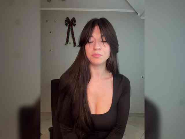 _Meggi_ webcam