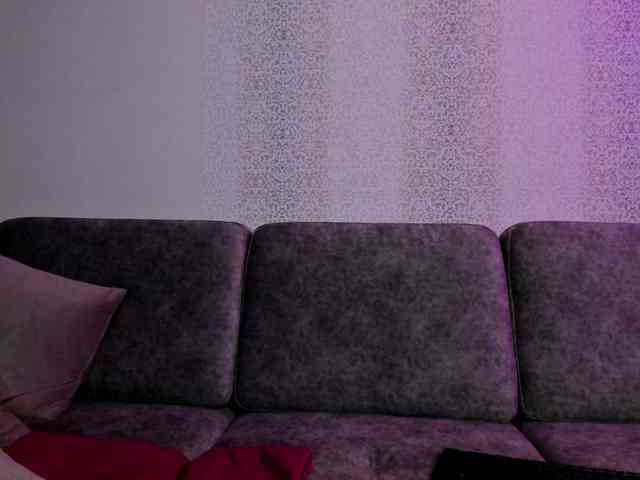 _Meggi_ webcam