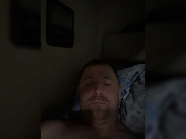 Maksim-47 — live male cam