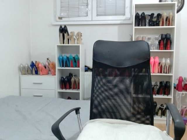 MisstressSabi live cam on BongaCams