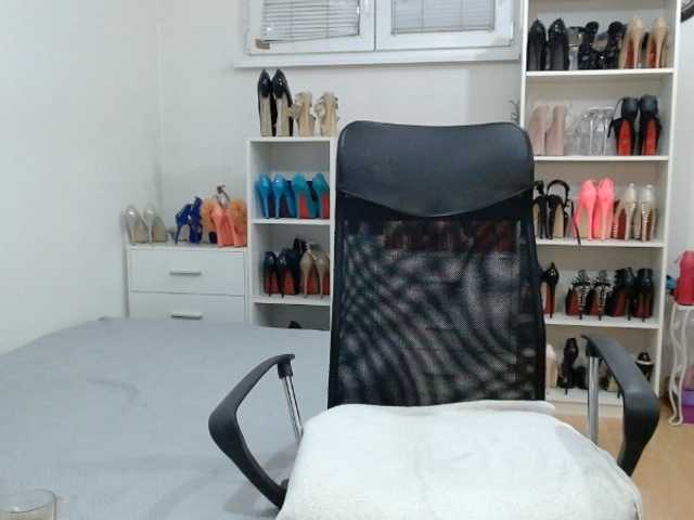 MisstressSabi live cam on BongaCams