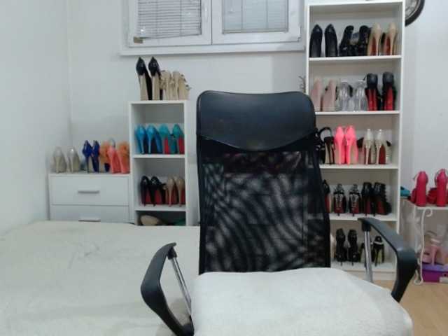 MisstressSabi live cam on BongaCams