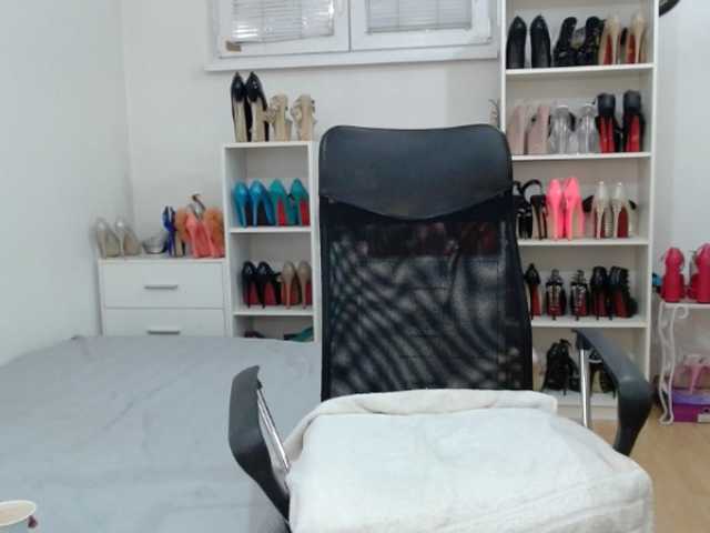 MisstressSabi live cam on BongaCams
