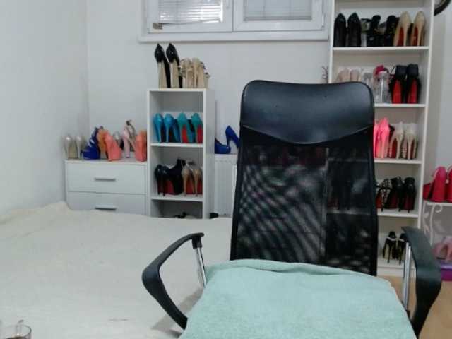 MisstressSabi live cam on BongaCams