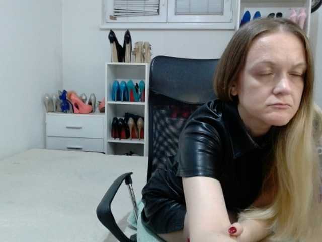 MisstressSabi live cam on BongaCams