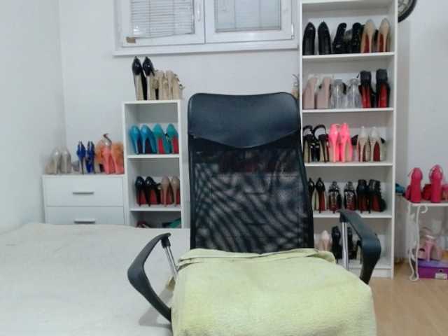 MisstressSabi webcam