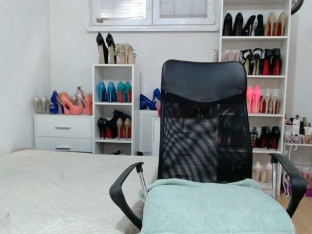 MisstressSabi live cam on BongaCams