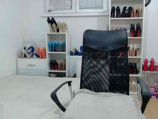 MisstressSabi webcam