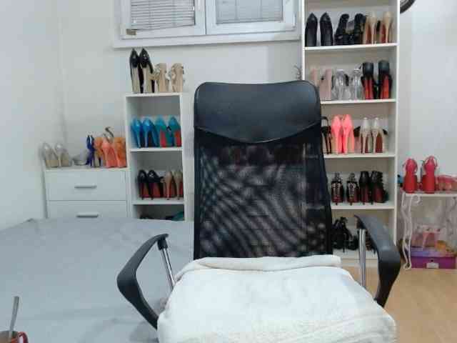 MisstressSabi webcam