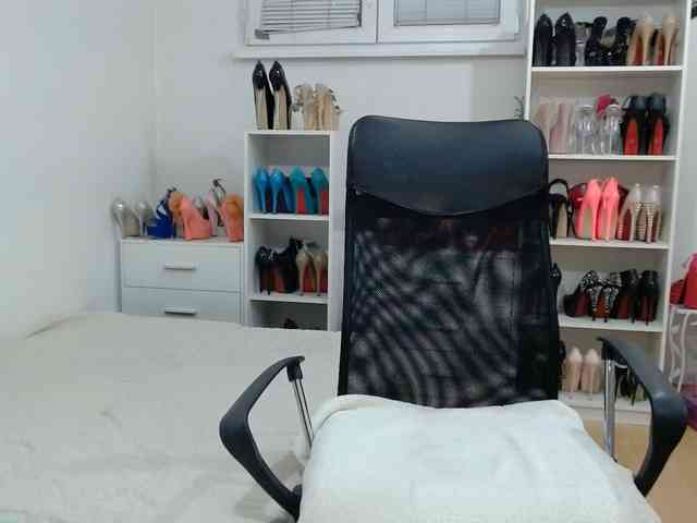 MisstressSabi webcam