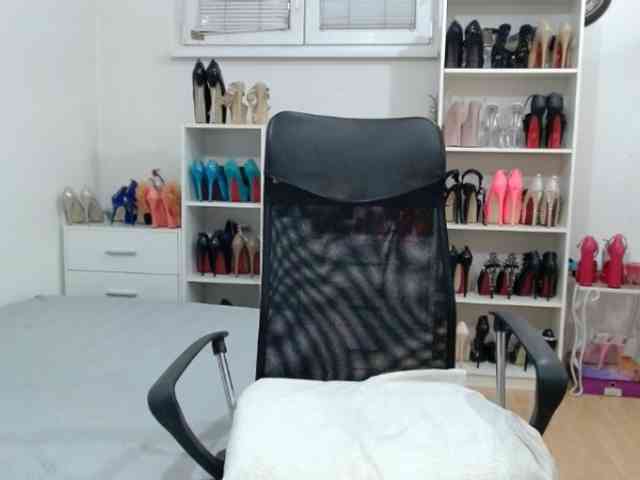 MisstressSabi webcam